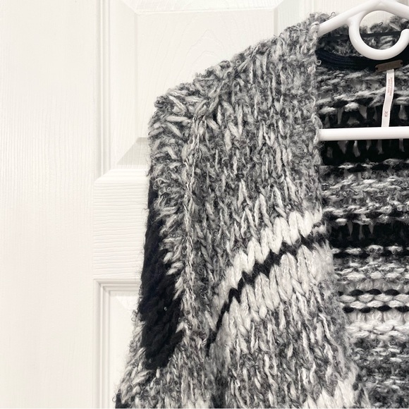 Free People Wanderer Cardigan - Picture 4 of 14
